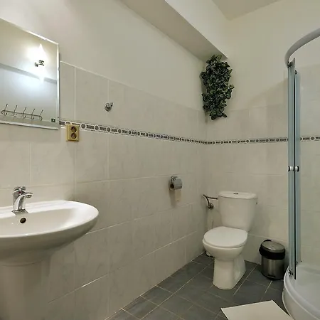 Hotel Kovarna