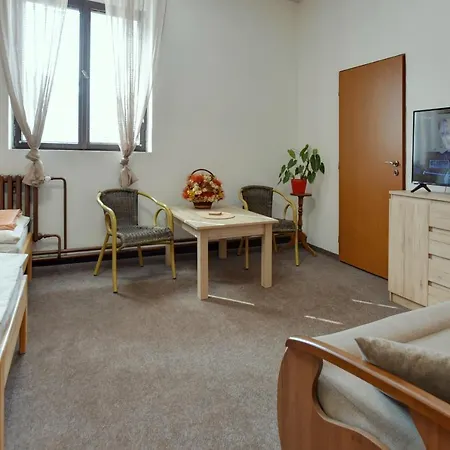 Hotel Kovarna 3*